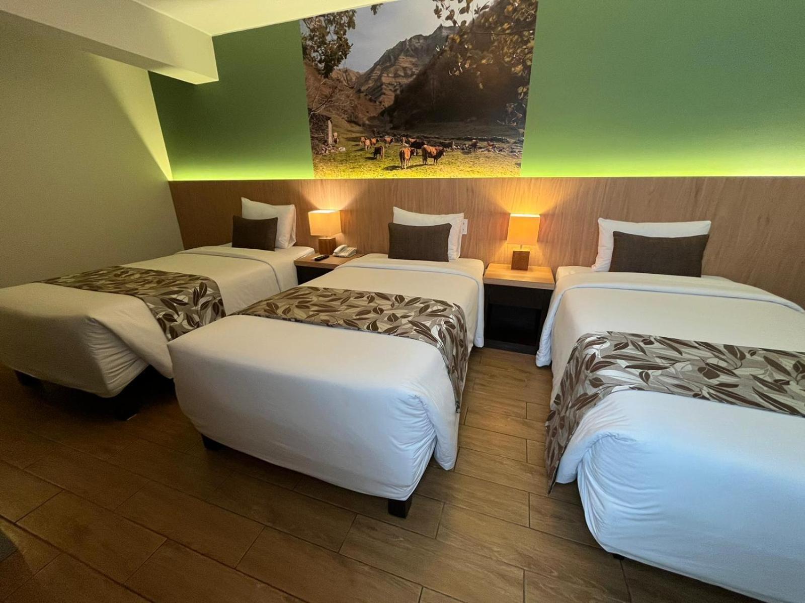 El Tambo 2 Hotel